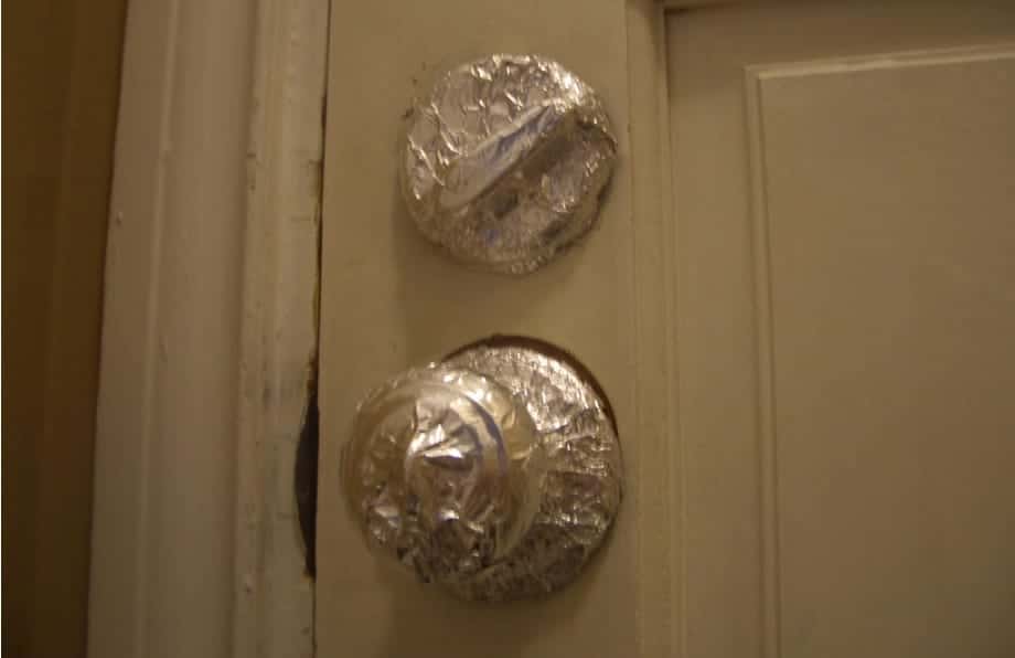 Keep Your Door Knobs Paint-Free